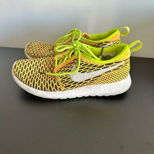 Nike Women’s Roshe One Flyknit — White/Orange/Black/Neon Green Size 7,5